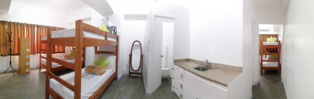 V - Rooms Hostel (Adults Only) Μακάτι Εξωτερικό φωτογραφία